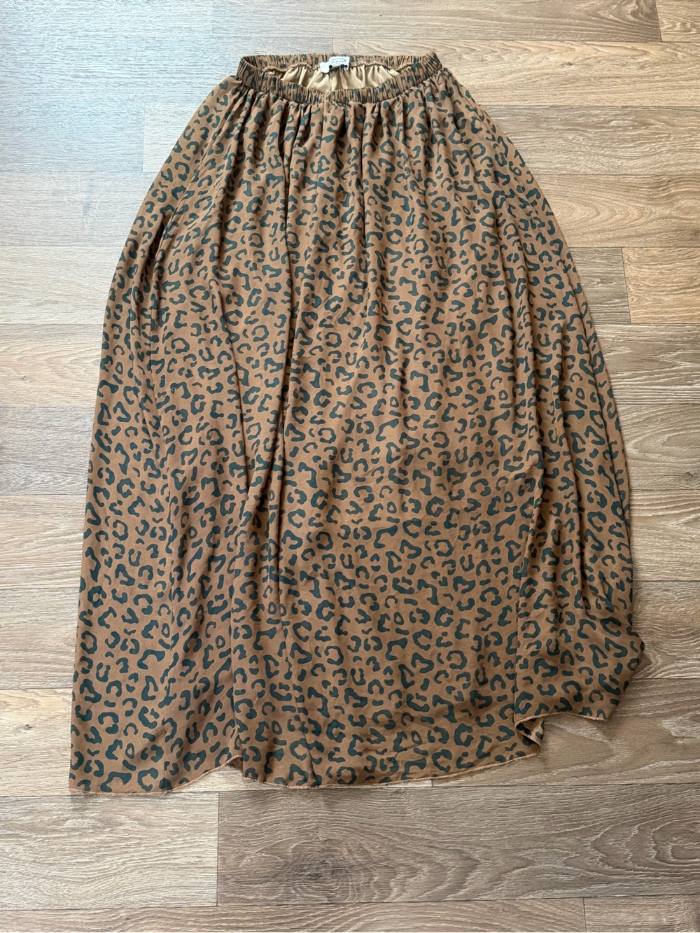 Rowdy Crowd Clothing Leopard Print Maxi Skirt Medium